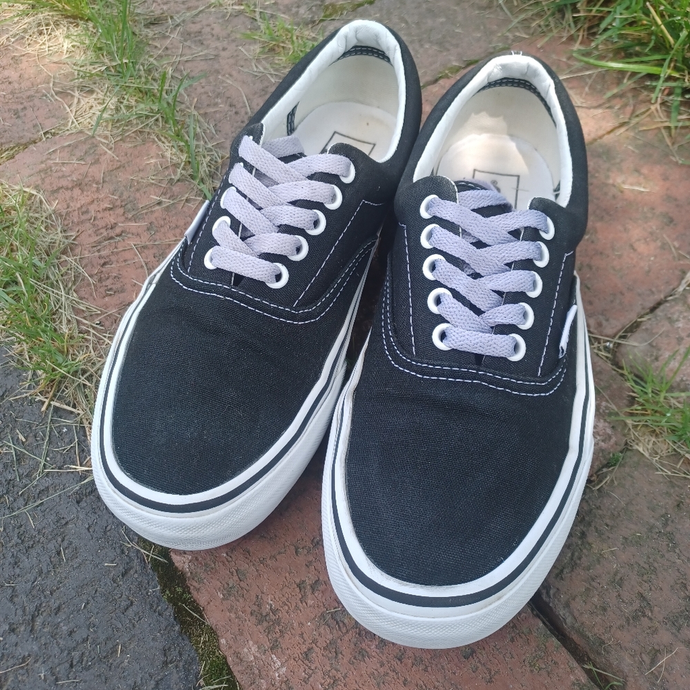 New Vans low old school black white gray lace up canvas shoes Mens 7 womens 8.5